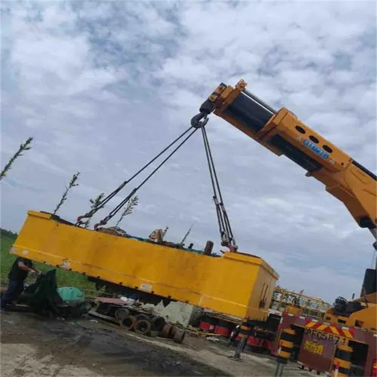 环江吊车吊集装箱需要多少钱